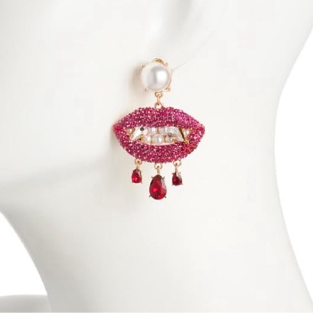 Betsey Johnson vampire lips earrings